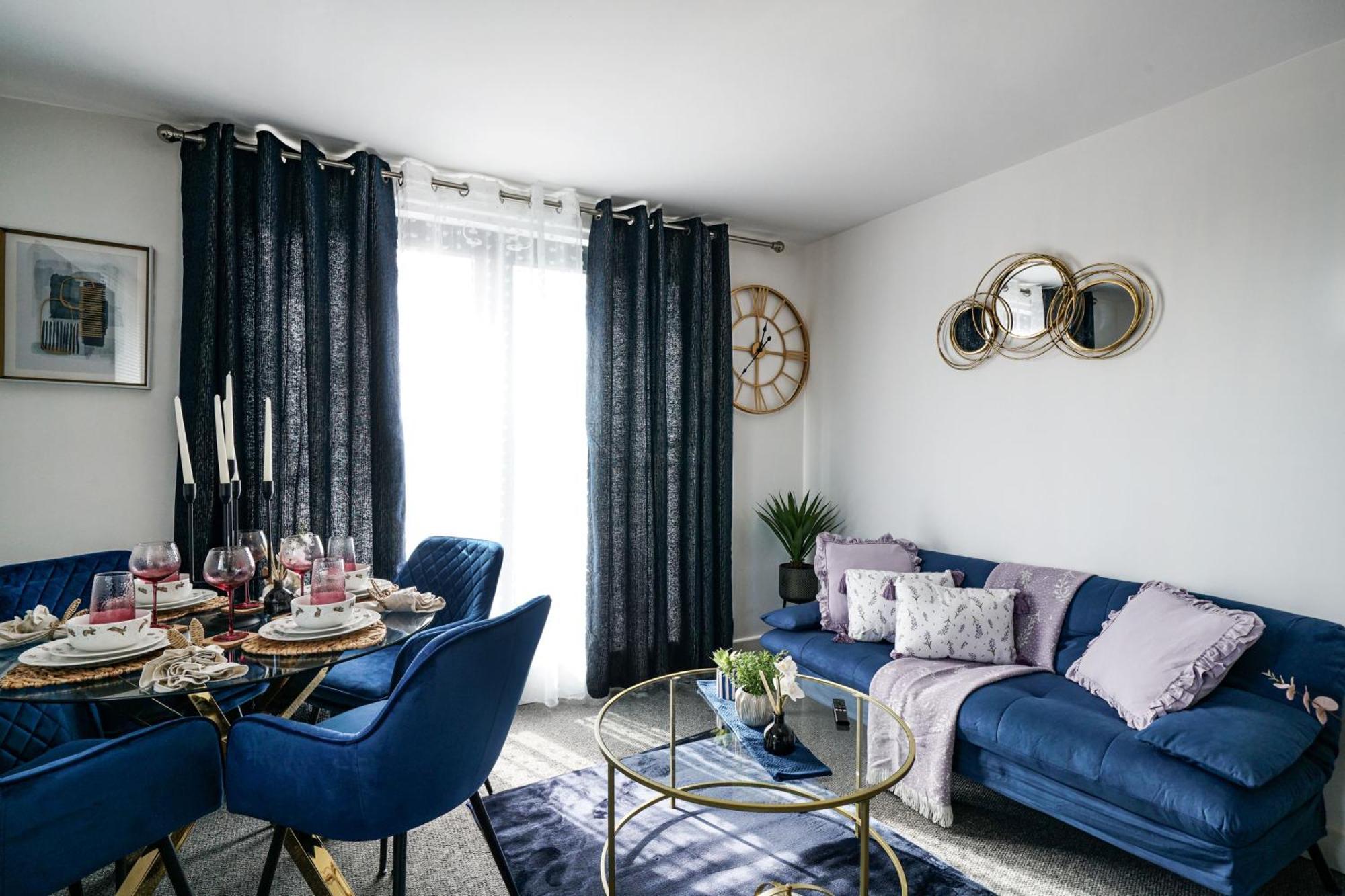 Livestay-New Private Apartment Building Minutes From Heathrow สลาว ภายนอก รูปภาพ