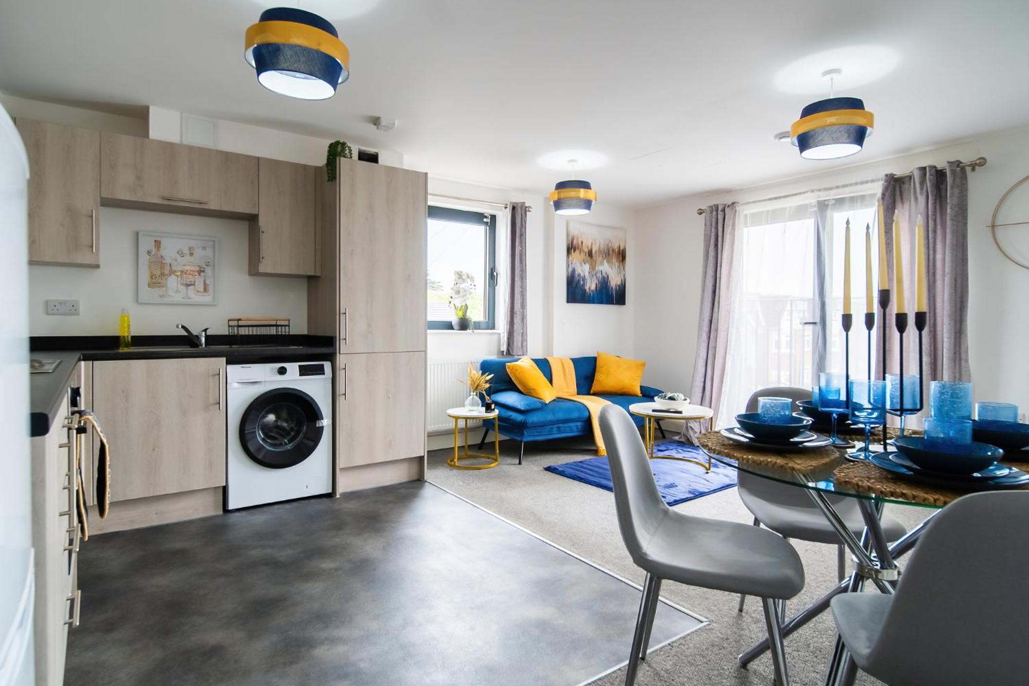 Livestay-New Private Apartment Building Minutes From Heathrow สลาว ภายนอก รูปภาพ